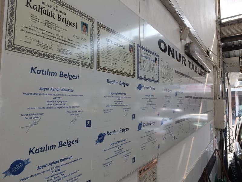 İzmir Pejo Buji Değişim Ekonomik
